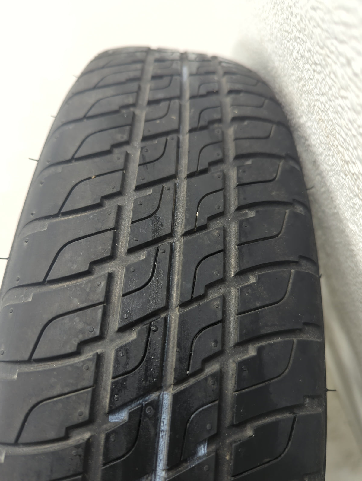 2013-2019 Ford Escape Spare Donut Tire Wheel Rim Oem 1179964 - Oemusedautoparts1.com