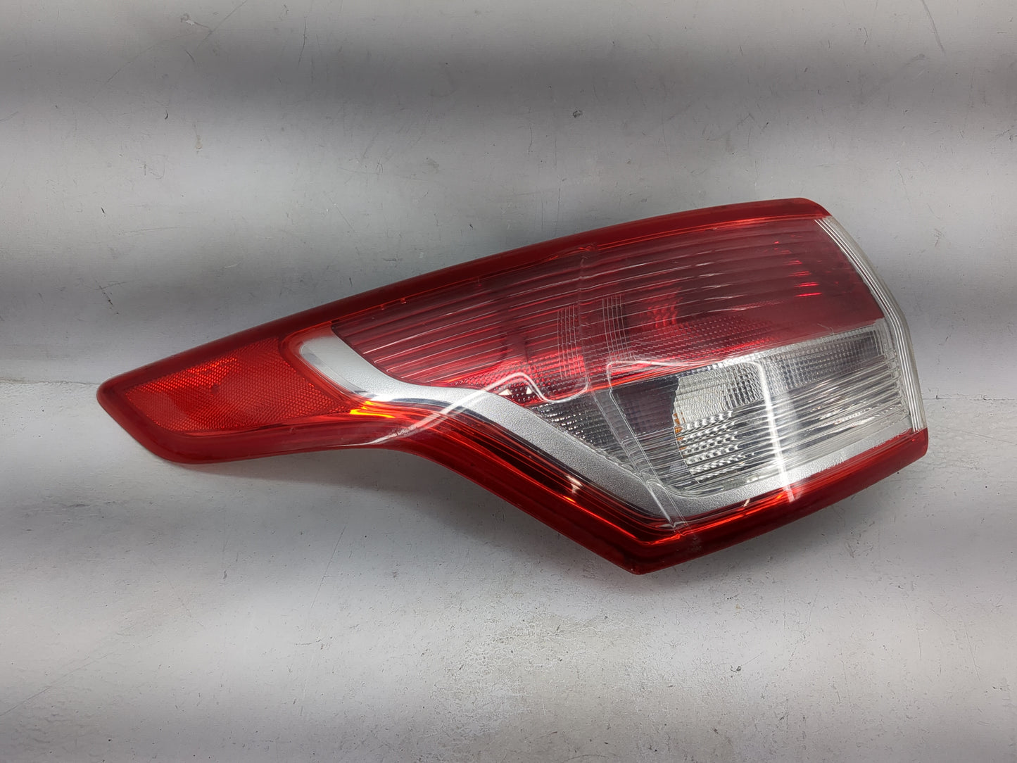 2013-2016 Ford Escape Tail Light Assembly Driver Left OEM Fits Fits 2013 2014 2015 2016 OEM Used Auto Parts - Oemusedautopar