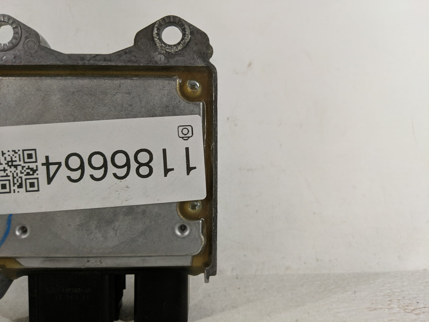 2013-2014 Ford Escape Safety Restraint Srs Airbag Control Module 1186664 - Oemusedautoparts1.com