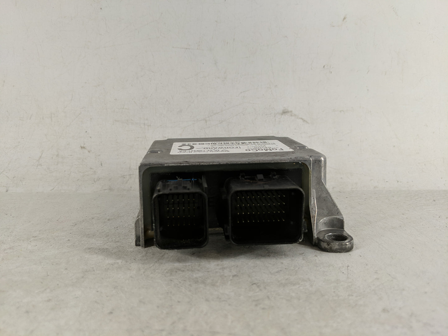2013-2014 Ford Escape Safety Restraint Srs Airbag Control Module 1186664 - Oemusedautoparts1.com