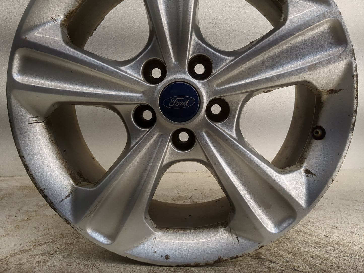 2013-2016 Ford Escape Oem Wheel Rim 1190571 - Oemusedautoparts1.com
