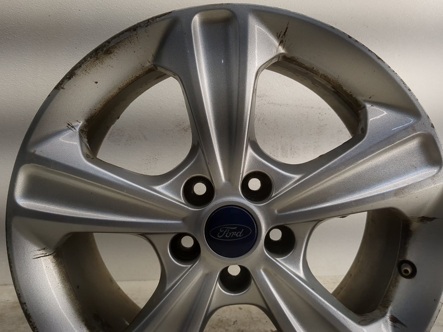 2013-2016 Ford Escape Oem Wheel Rim 1190571 - Oemusedautoparts1.com