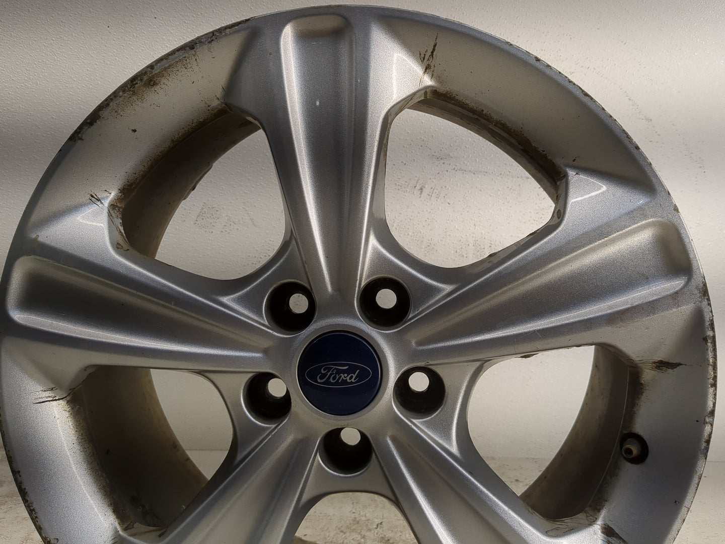 2013-2016 Ford Escape Oem Wheel Rim 1190571 - Oemusedautoparts1.com