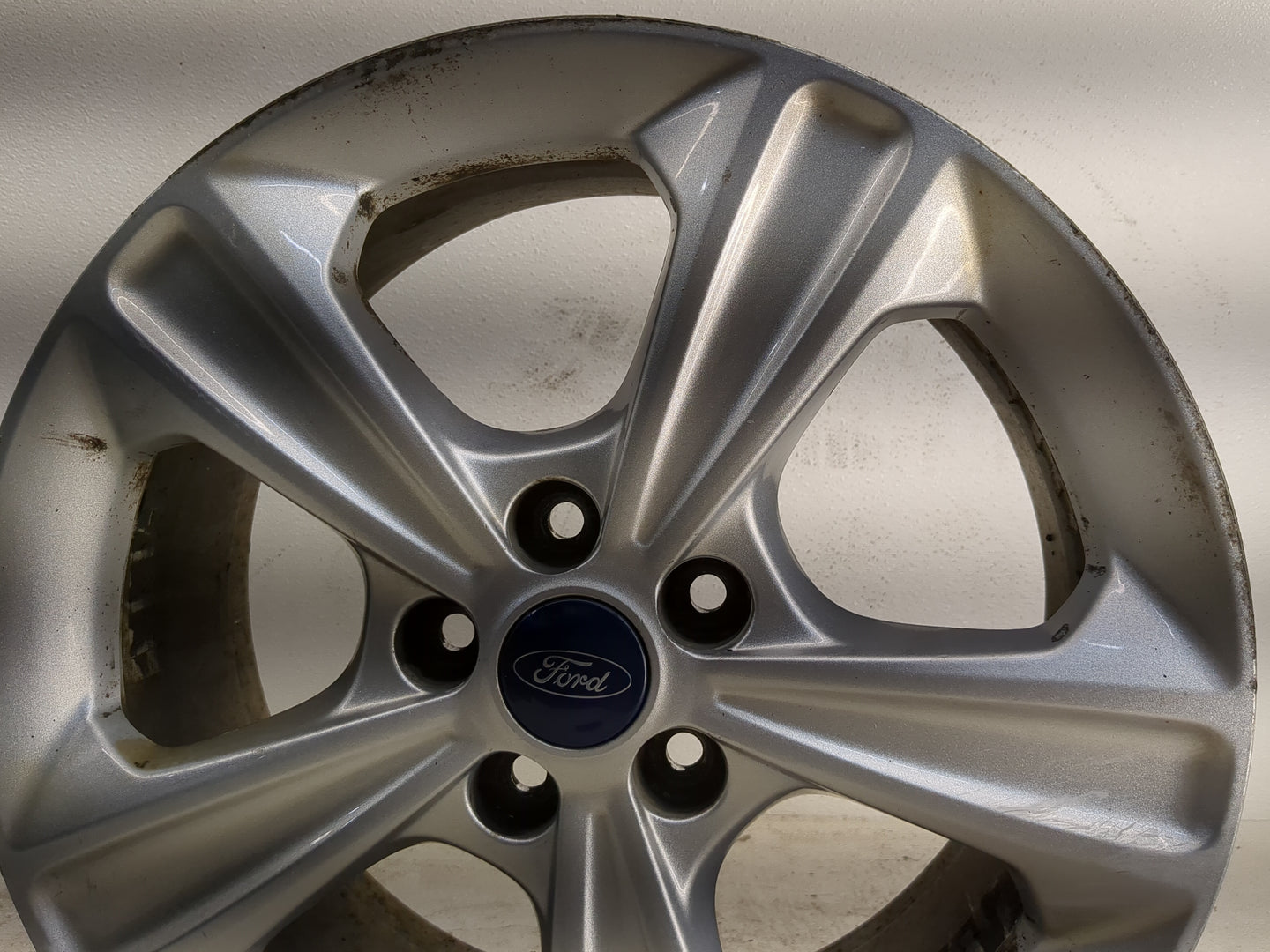 2013-2016 Ford Escape Oem Wheel Rim - Oemusedautoparts1.com