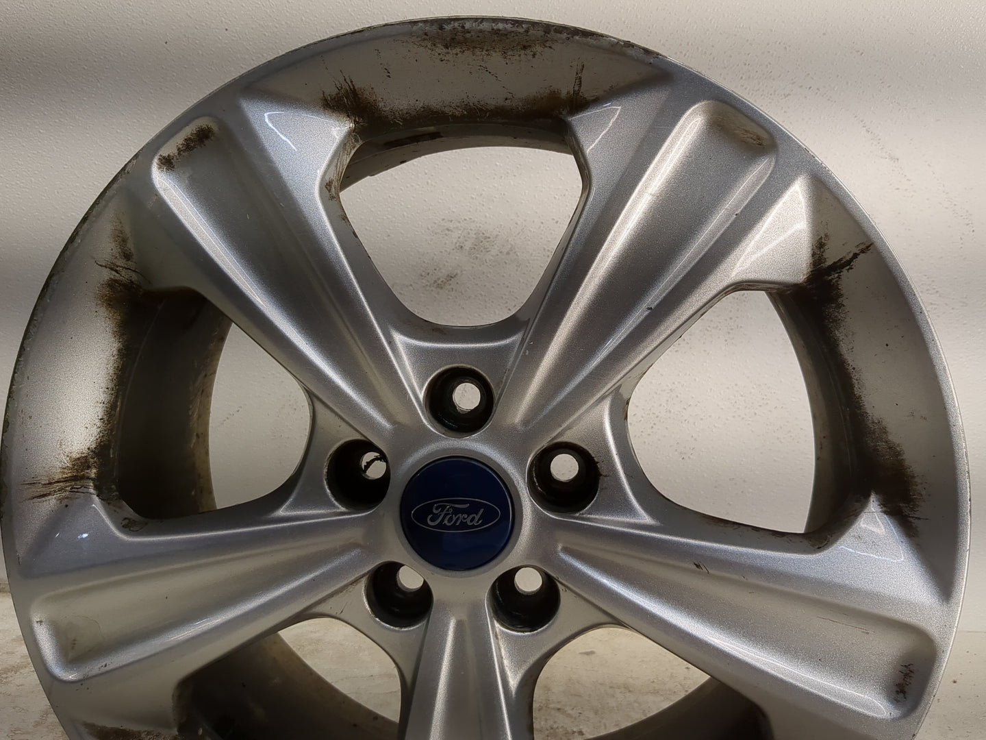 2013-2016 Ford Escape Oem Wheel Rim 1190573 - Oemusedautoparts1.com