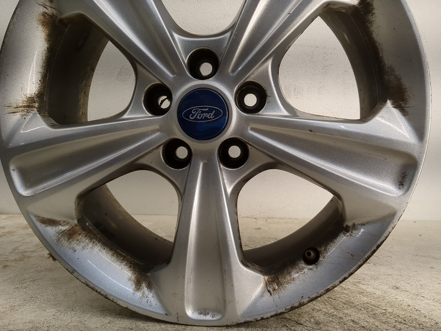 2013-2016 Ford Escape Oem Wheel Rim 1190573 - Oemusedautoparts1.com