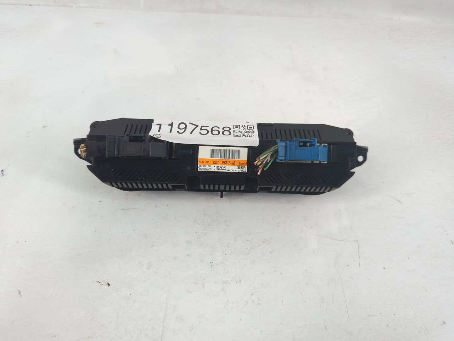 2013 Ford Escape Climate Control Module Temperature AC/Heater Replacement P/N:CJ5T-18C612-AE Fits OEM Used Auto Parts - Oemu