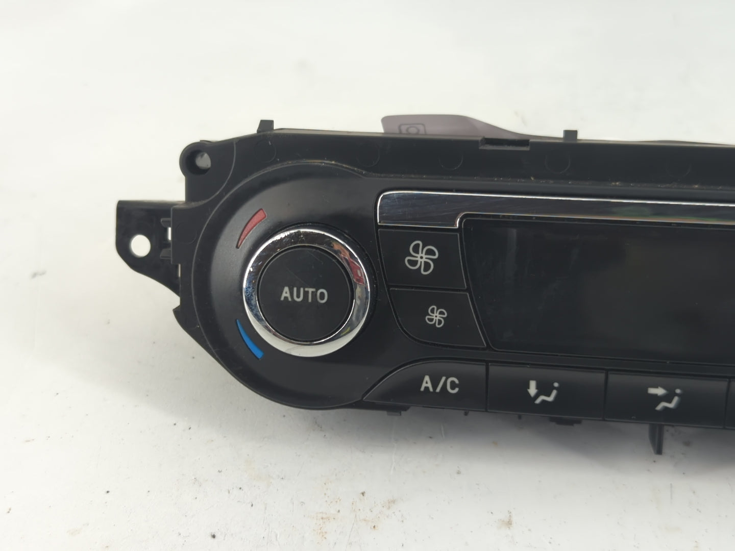 2013 Ford Escape Climate Control Module Temperature AC/Heater Replacement P/N:CJ5T-18C612-AE Fits OEM Used Auto Parts - Oemu