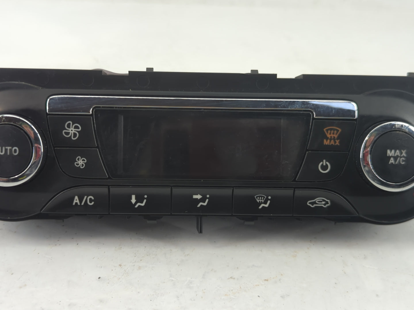 2013 Ford Escape Climate Control Module Temperature AC/Heater Replacement P/N:CJ5T-18C612-AE Fits OEM Used Auto Parts - Oemu