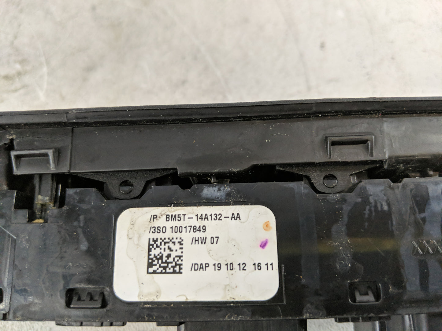 2013-2019 Ford Escape Master Power Window Switch Replacement Driver Side Left P/N:BM5T-14A132-AA Fits OEM Used Auto Parts - 