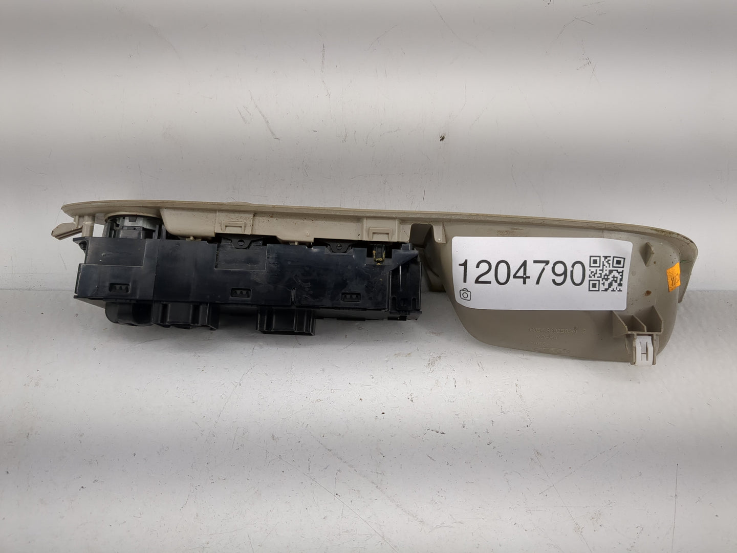 2013-2016 Ford Escape Master Power Window Switch Replacement Driver Side Left P/N:BM5T-14A132-AA Fits OEM Used Auto Parts - 