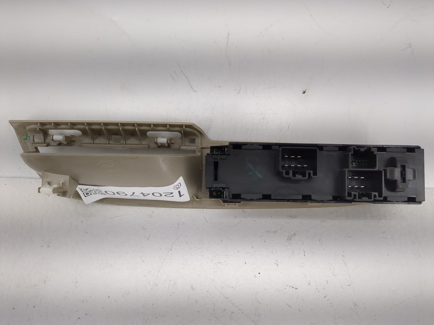 2013-2016 Ford Escape Master Power Window Switch Replacement Driver Side Left P/N:BM5T-14A132-AA Fits OEM Used Auto Parts - 