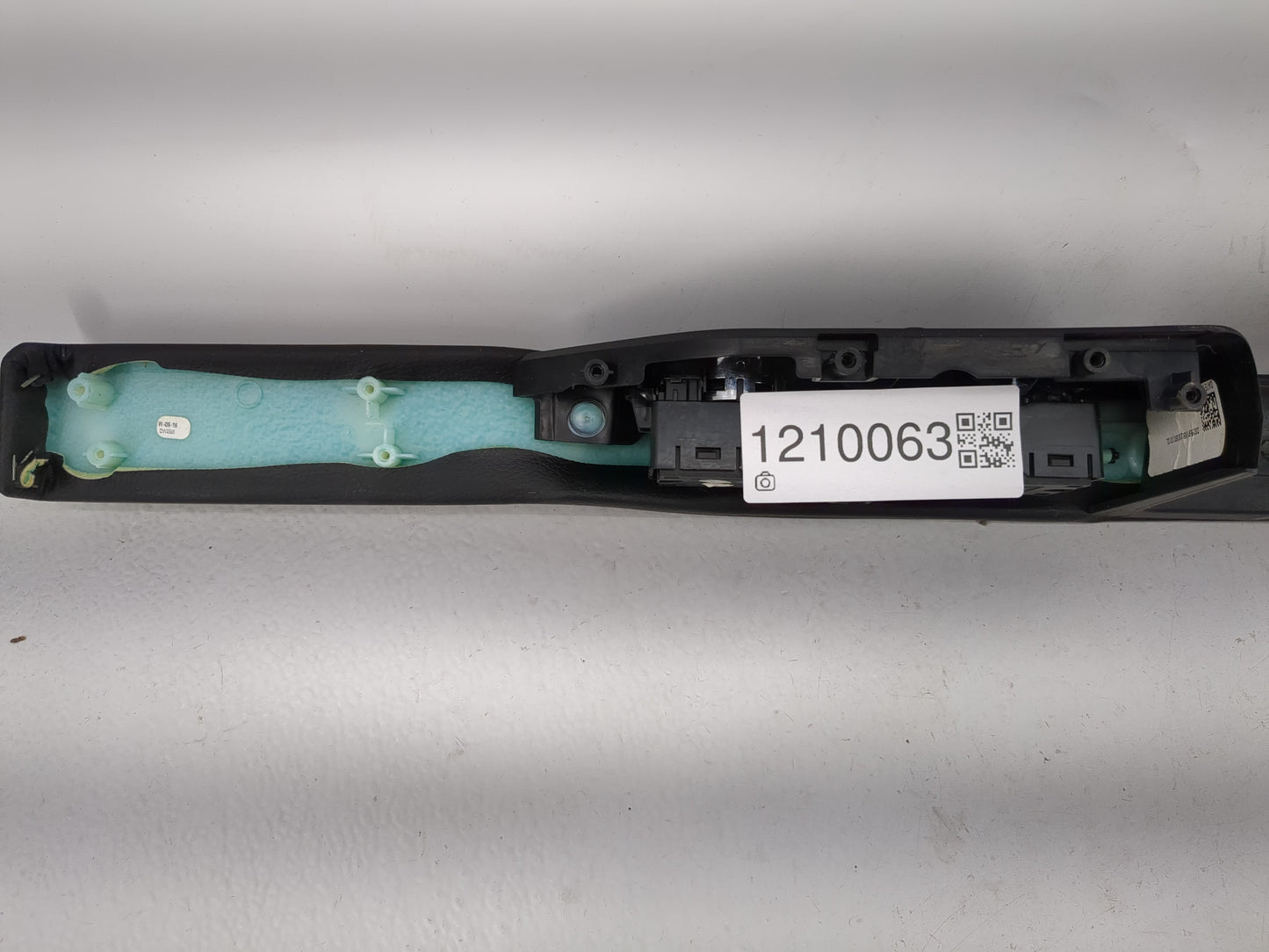 2013-2016 Ford Escape Master Power Window Switch Replacement Driver Side Left P/N:DG9T-14540-ABW Fits OEM Used Auto Parts - 