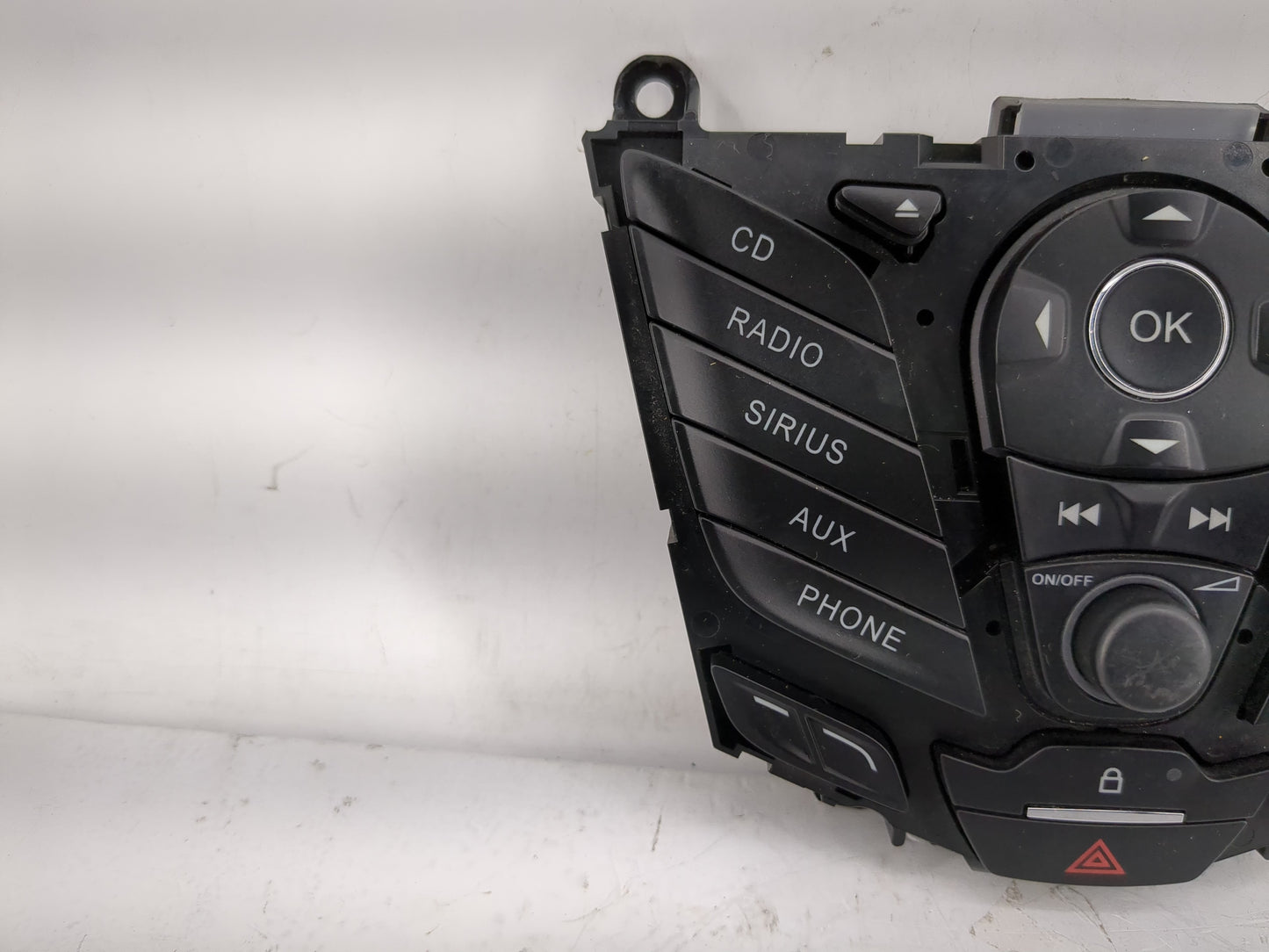 2013-2013 Ford Escape Radio Control Panel - Oemusedautoparts1.com