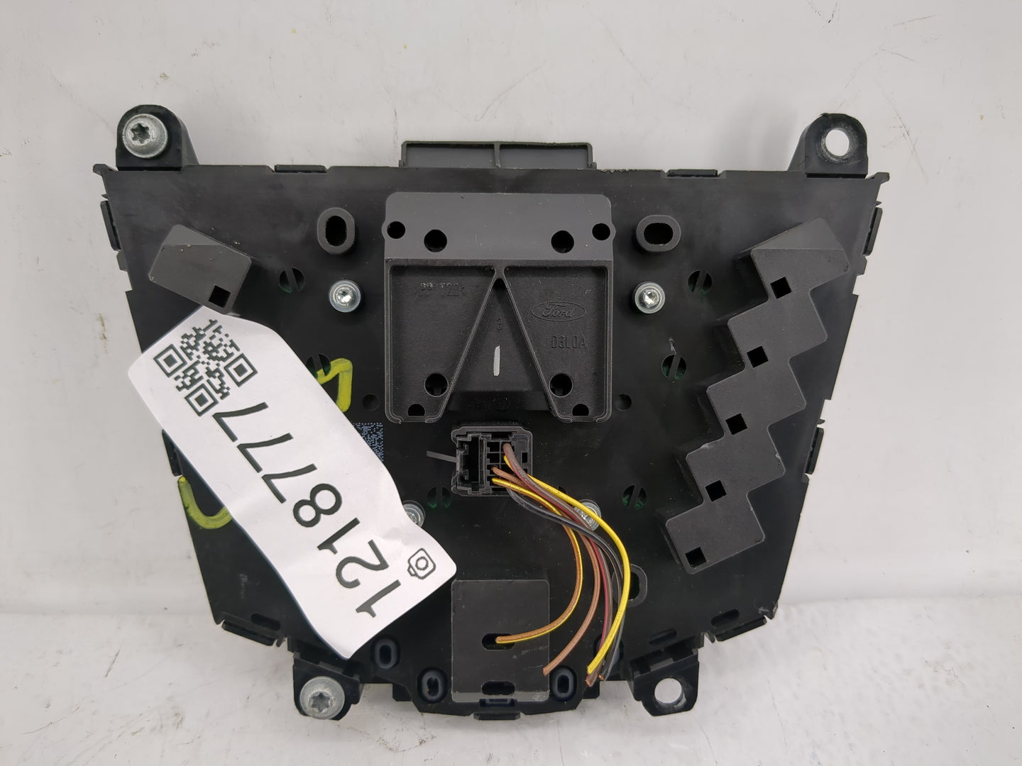 2013-2013 Ford Escape Radio Control Panel - Oemusedautoparts1.com