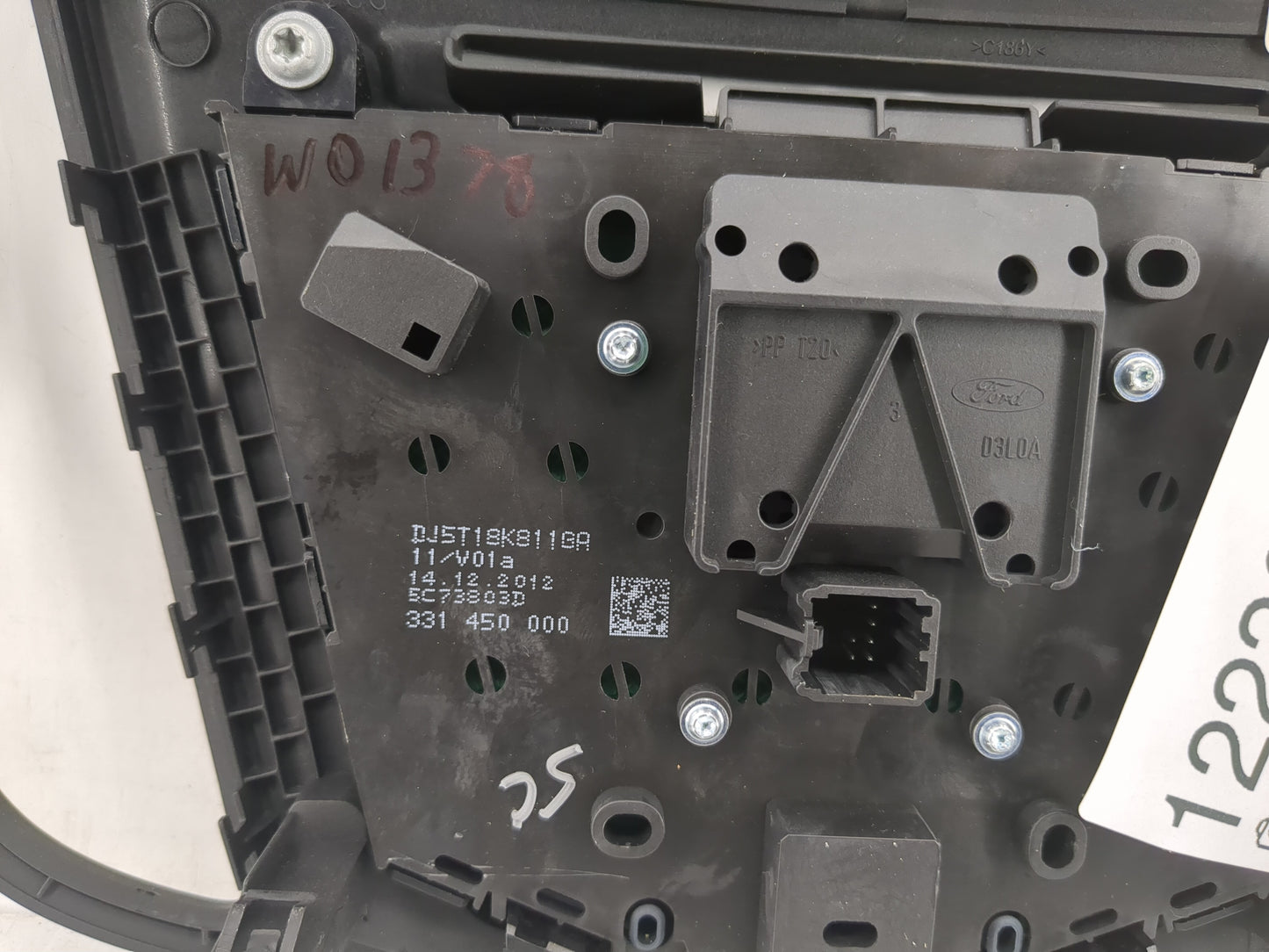 2013-2016 Ford Escape Radio Control Panel - Oemusedautoparts1.com