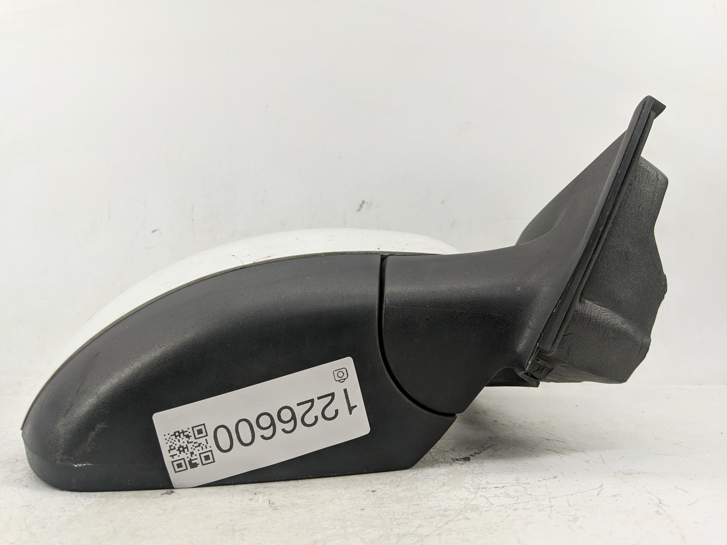 2013-2016 Ford Escape Passenger Right Side View Manual Door Mirror White - Oemusedautoparts1.com