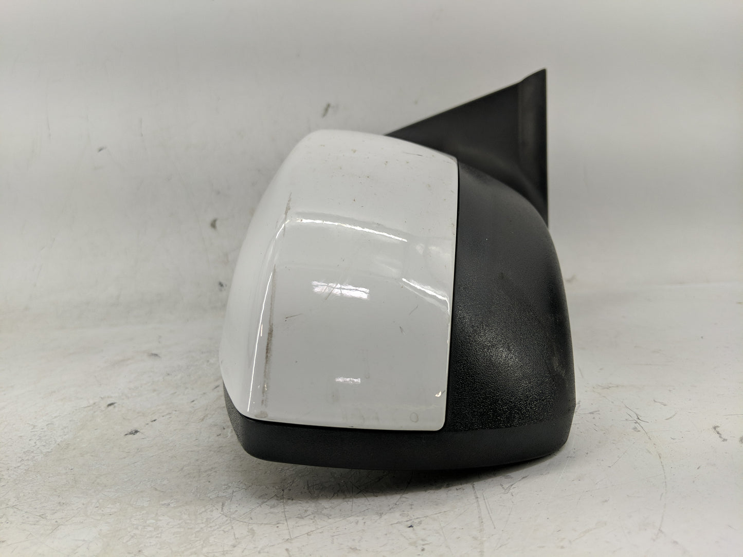 2013-2016 Ford Escape Passenger Right Side View Manual Door Mirror White - Oemusedautoparts1.com
