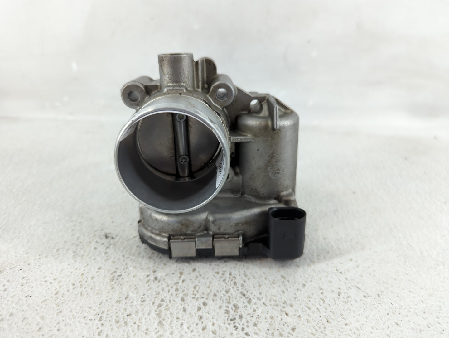 2013-2016 Ford Escape Throttle Body P/N:7S7G-9F991-CA Fits Fits 2013 2014 2015 2016 2017 2018 2019 OEM Used Auto Parts - Oem