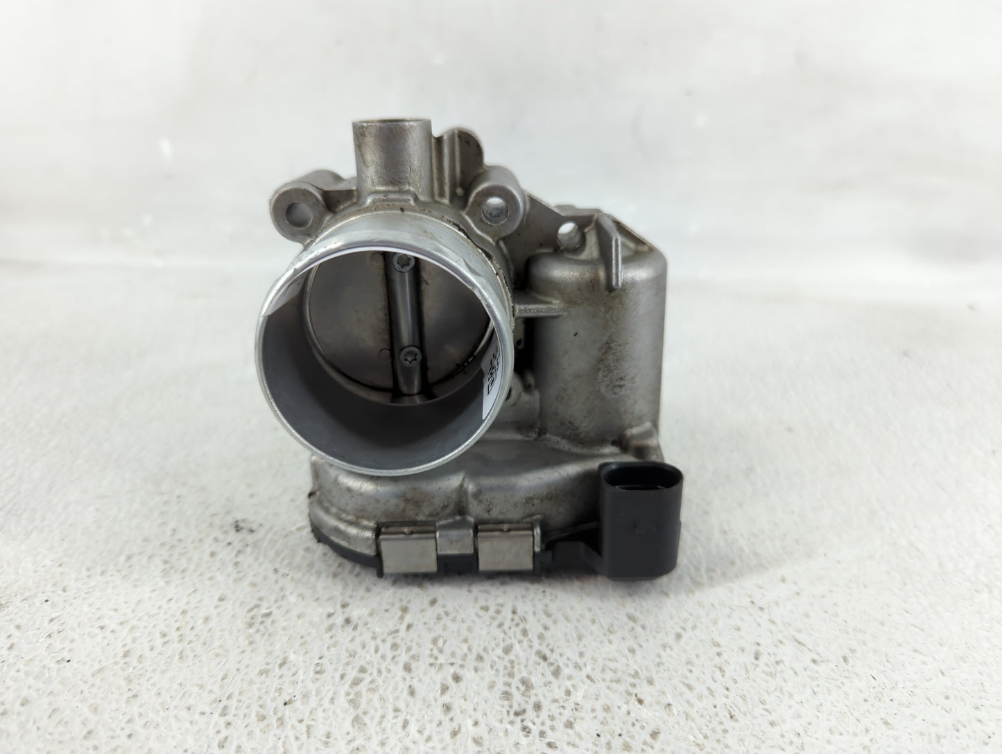 2013-2016 Ford Escape Throttle Body P/N:7S7G-9F991-CA Fits Fits 2013 2014 2015 2016 2017 2018 2019 OEM Used Auto Parts - Oem