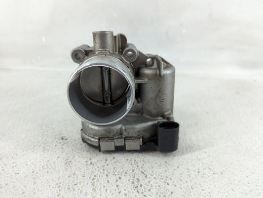 2013-2016 Ford Escape Throttle Body P/N:7S7G-9F991-CA Fits Fits 2013 2014 2015 2016 2017 2018 2019 OEM Used Auto Parts - Oem