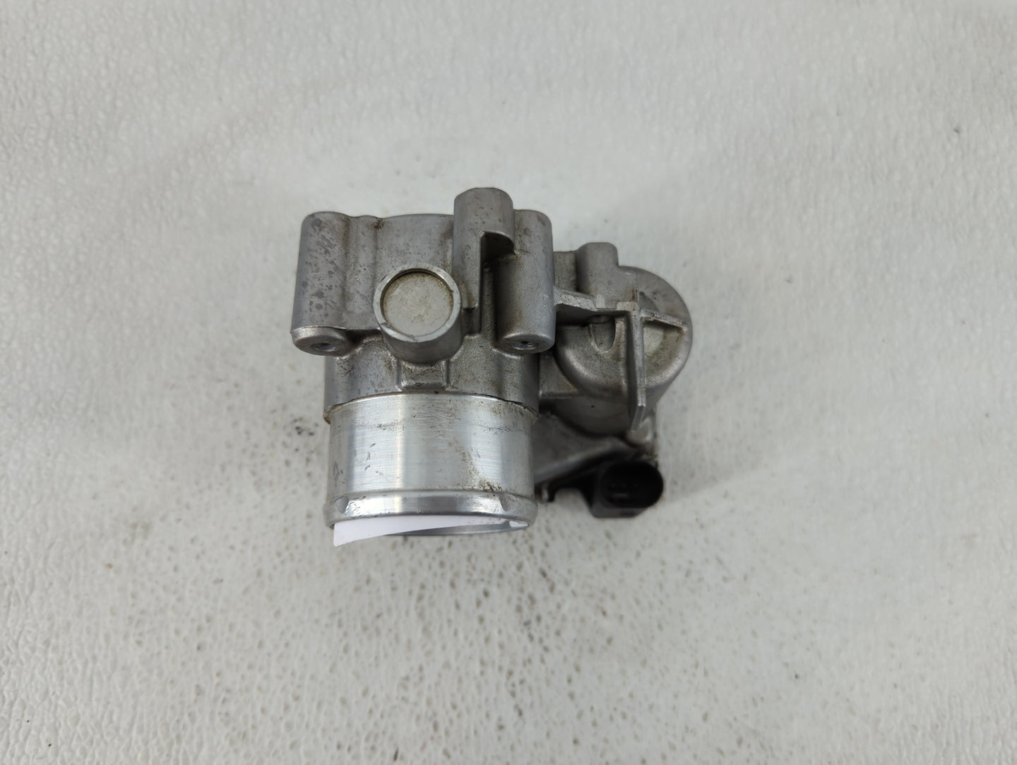 2013-2016 Ford Escape Throttle Body P/N:7S7G-9F991-CA Fits Fits 2013 2014 2015 2016 2017 2018 2019 OEM Used Auto Parts - Oem