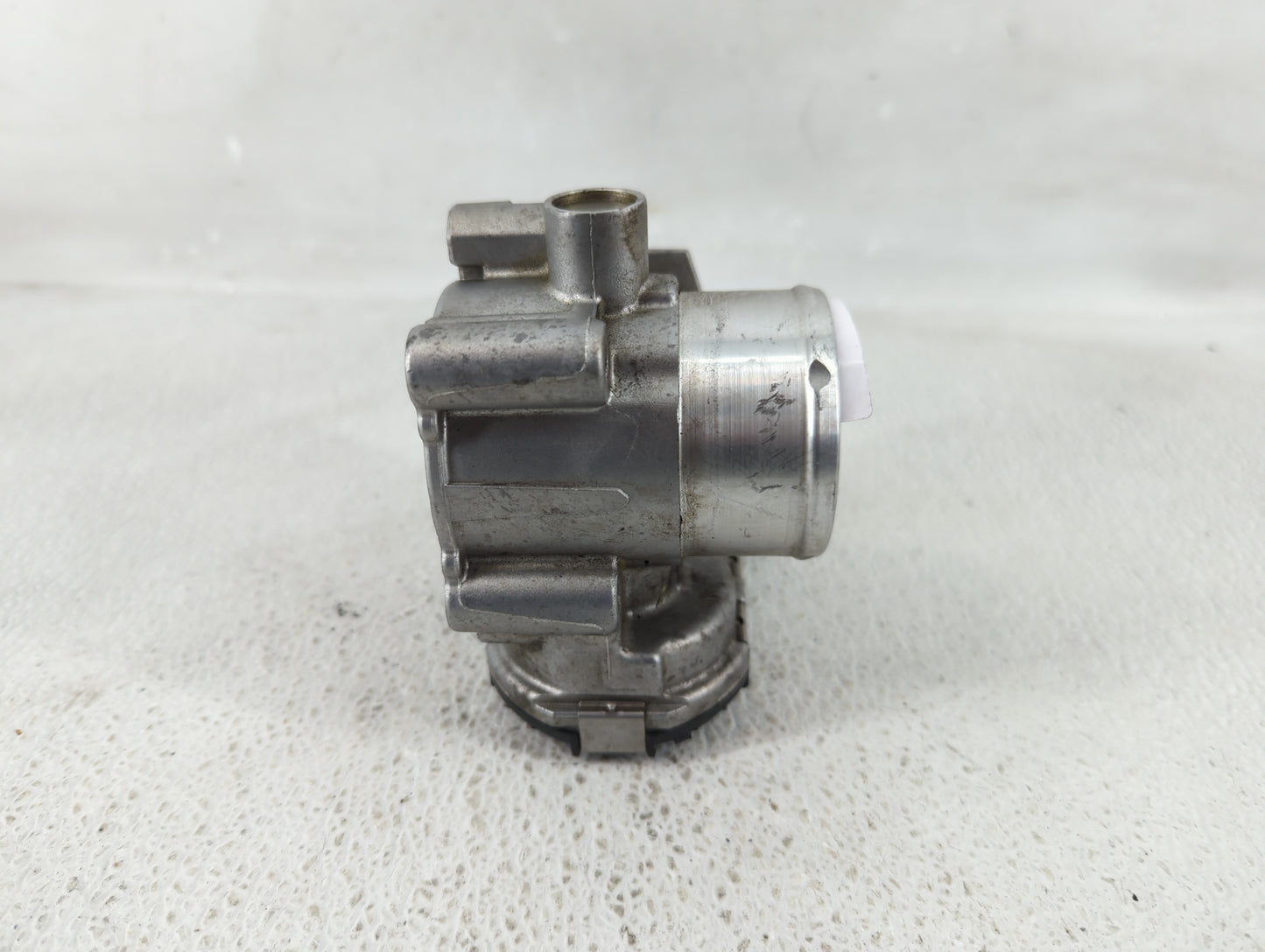 2013-2016 Ford Escape Throttle Body P/N:7S7G-9F991-CA Fits Fits 2013 2014 2015 2016 2017 2018 2019 OEM Used Auto Parts - Oem