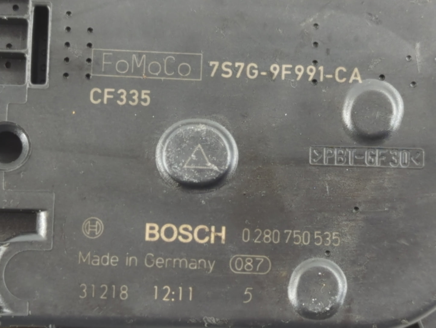 2013-2016 Ford Escape Throttle Body P/N:7S7G-9F991-CA Fits Fits 2013 2014 2015 2016 2017 2018 2019 OEM Used Auto Parts - Oem