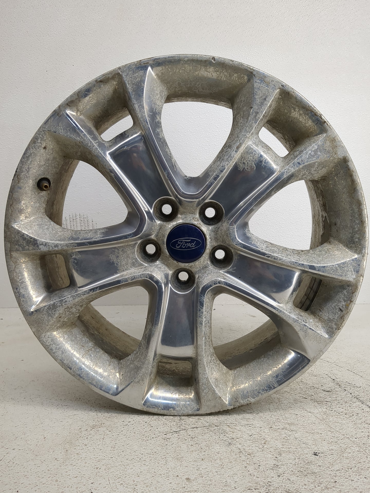 2013-2013 Ford Escape Oem Wheel Rim 1233503 - Oemusedautoparts1.com