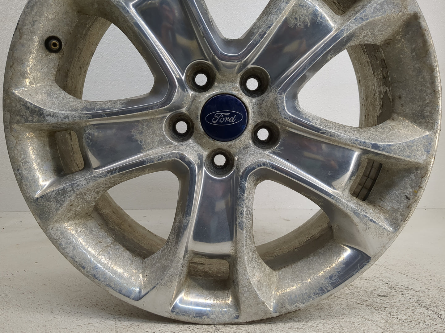 2013-2013 Ford Escape Oem Wheel Rim 1233503 - Oemusedautoparts1.com
