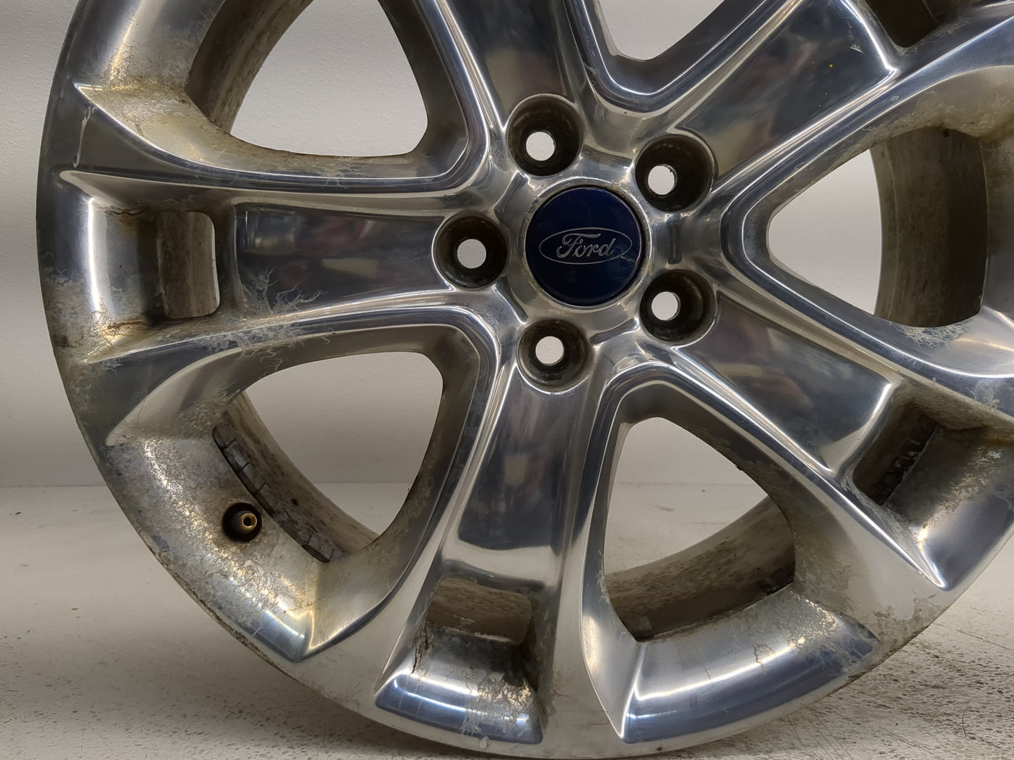 2013-2013 Ford Escape Oem Wheel Rim 1233504 - Oemusedautoparts1.com