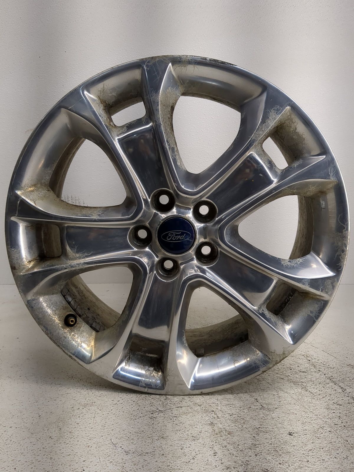 2013-2013 Ford Escape Oem Wheel Rim 1233504 - Oemusedautoparts1.com