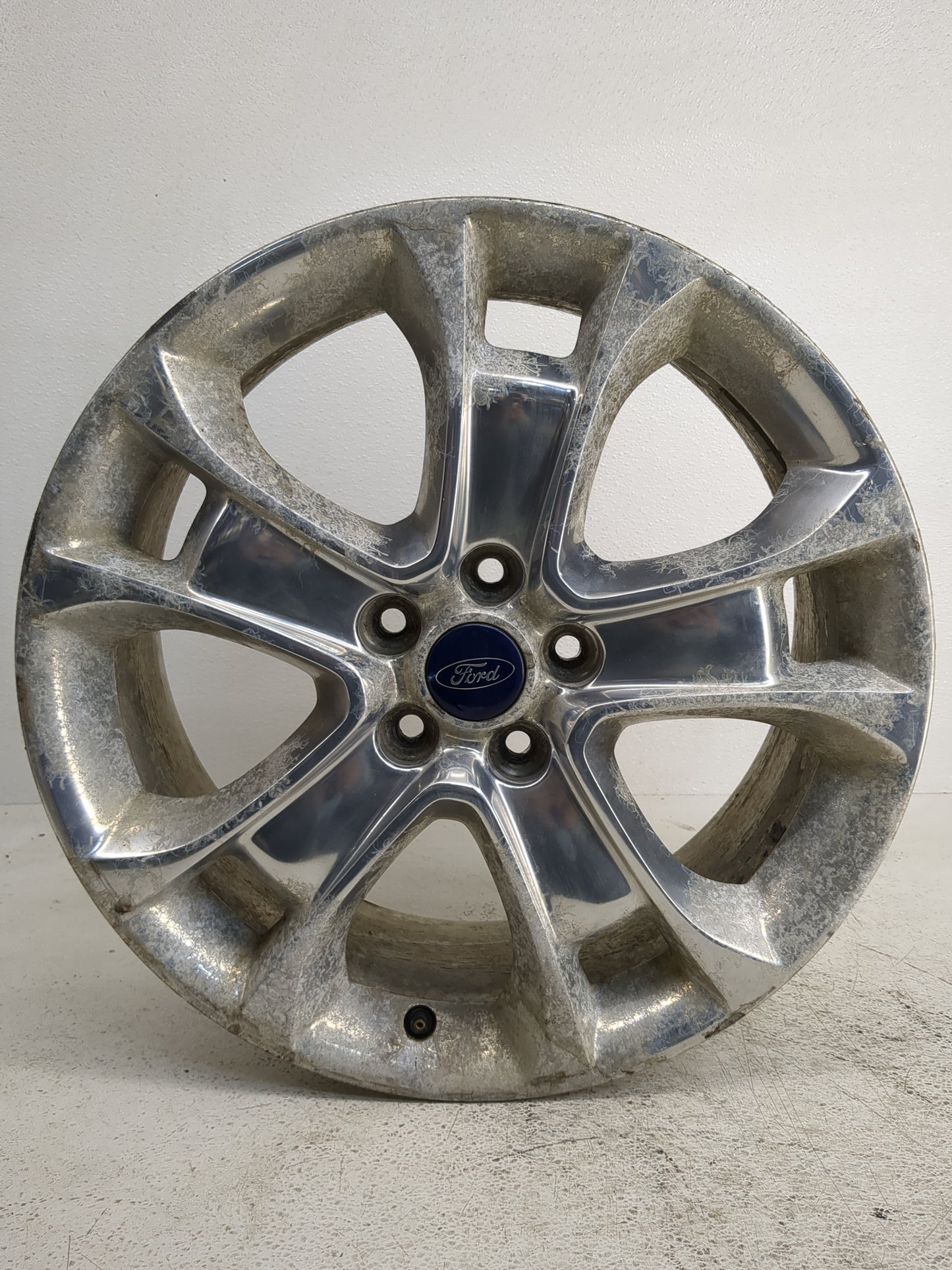 2013-2013 Ford Escape Oem Wheel Rim 1233506 - Oemusedautoparts1.com