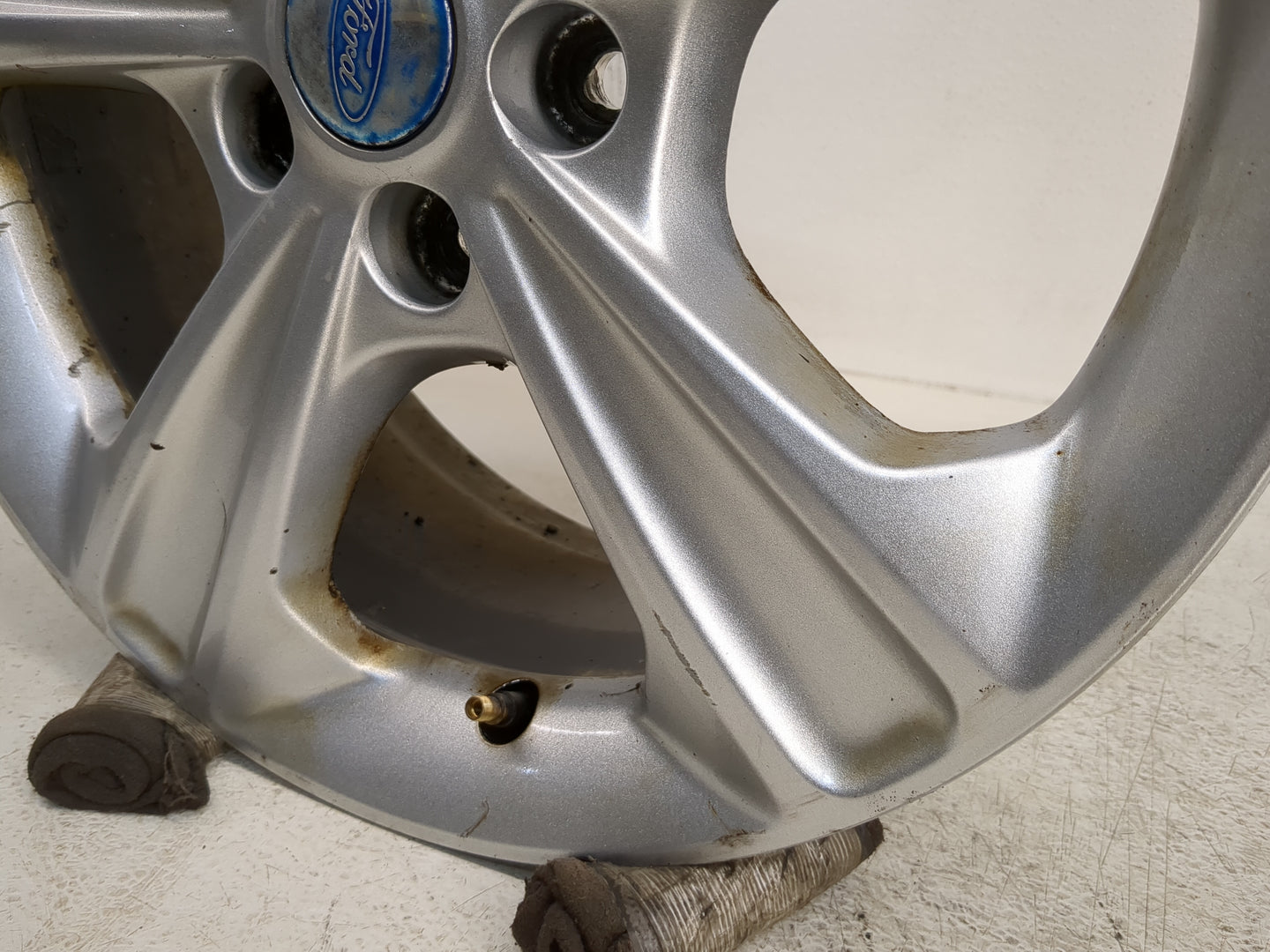 2013-2019 Ford Escape Oem Wheel Rim - Oemusedautoparts1.com