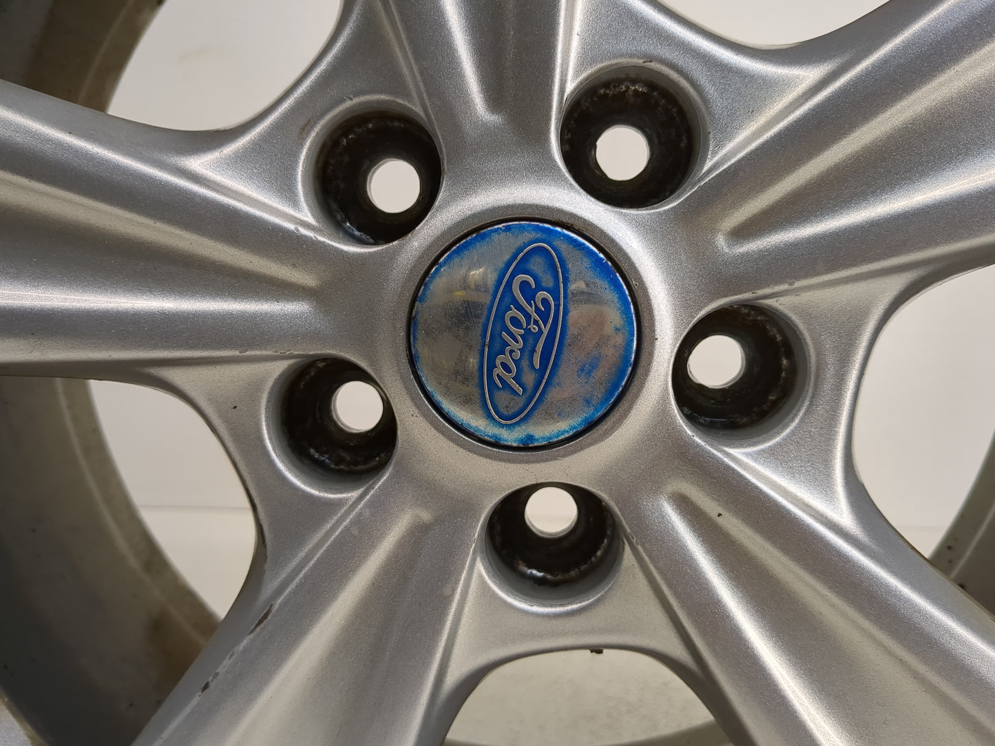 2013-2019 Ford Escape Oem Wheel Rim 1233517 - Oemusedautoparts1.com