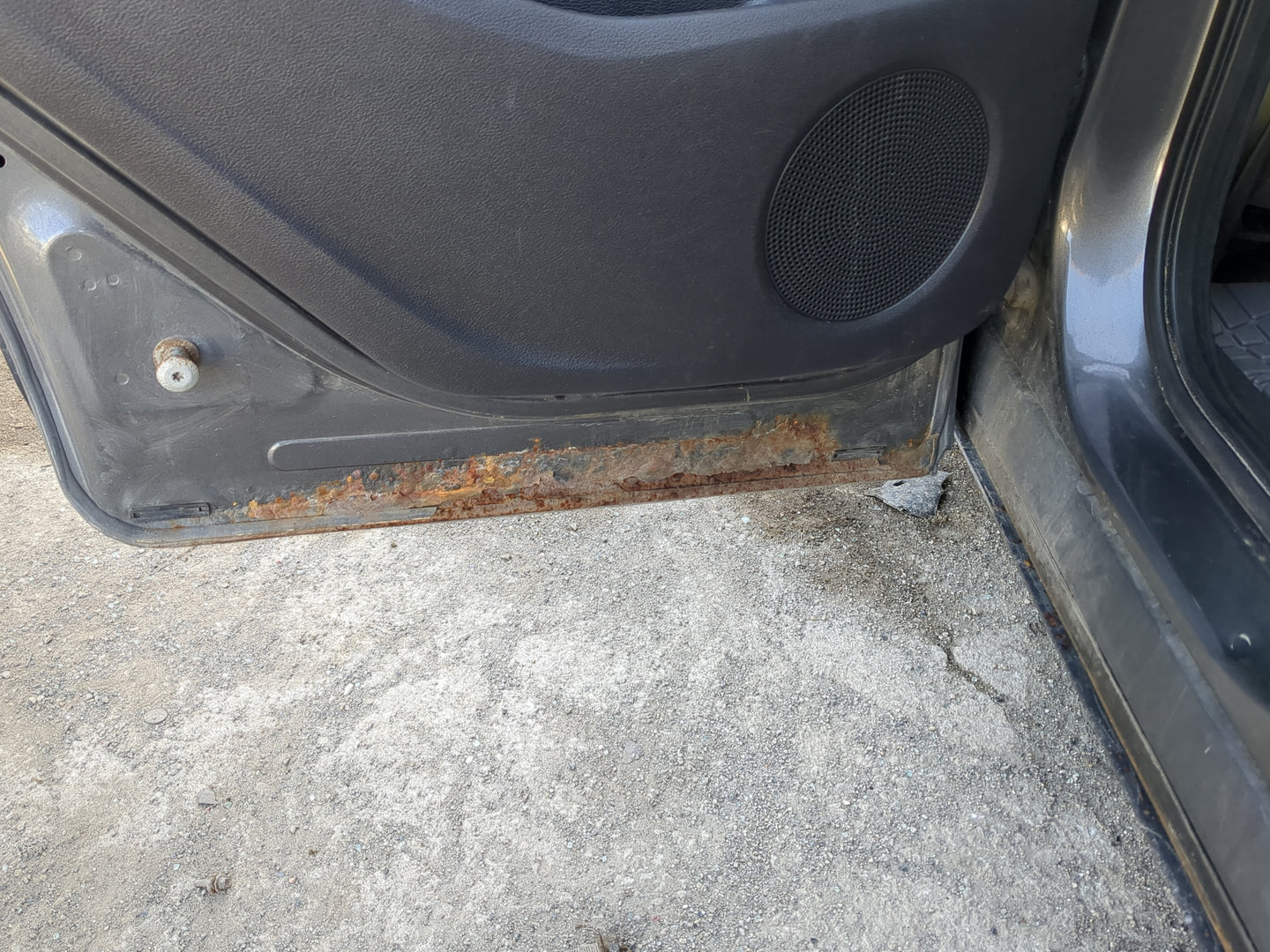 2013-2019 Ford Escape Driver Rear Door Oem 1235292 - Oemusedautoparts1.com
