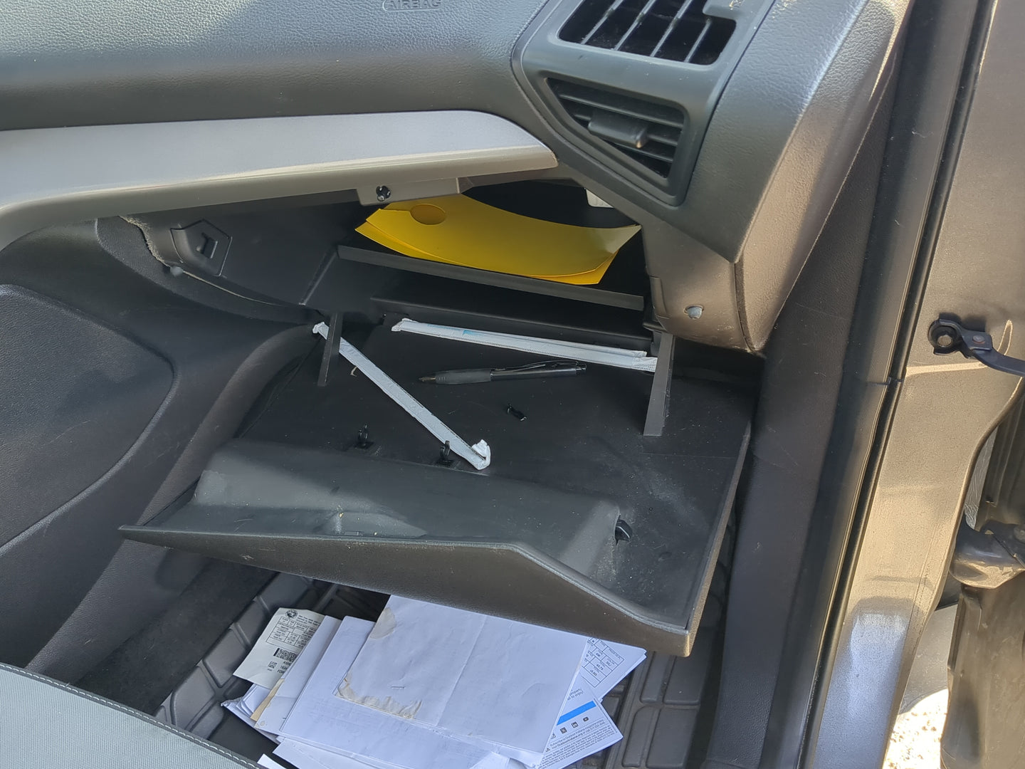2013 Ford Escape Passenger Glove Box Door Storage Compartment 1235428 - Oemusedautoparts1.com