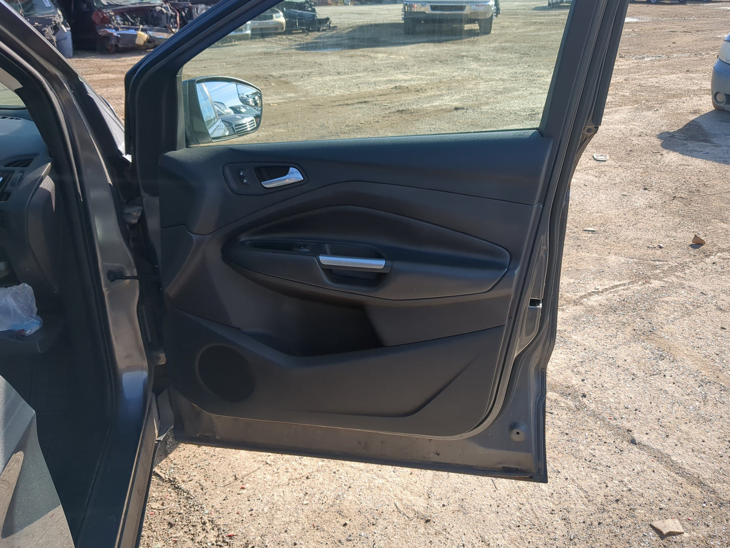 2013 Ford Escape Front Right Passenger Interior Door Panel Trim 1235429 - Oemusedautoparts1.com