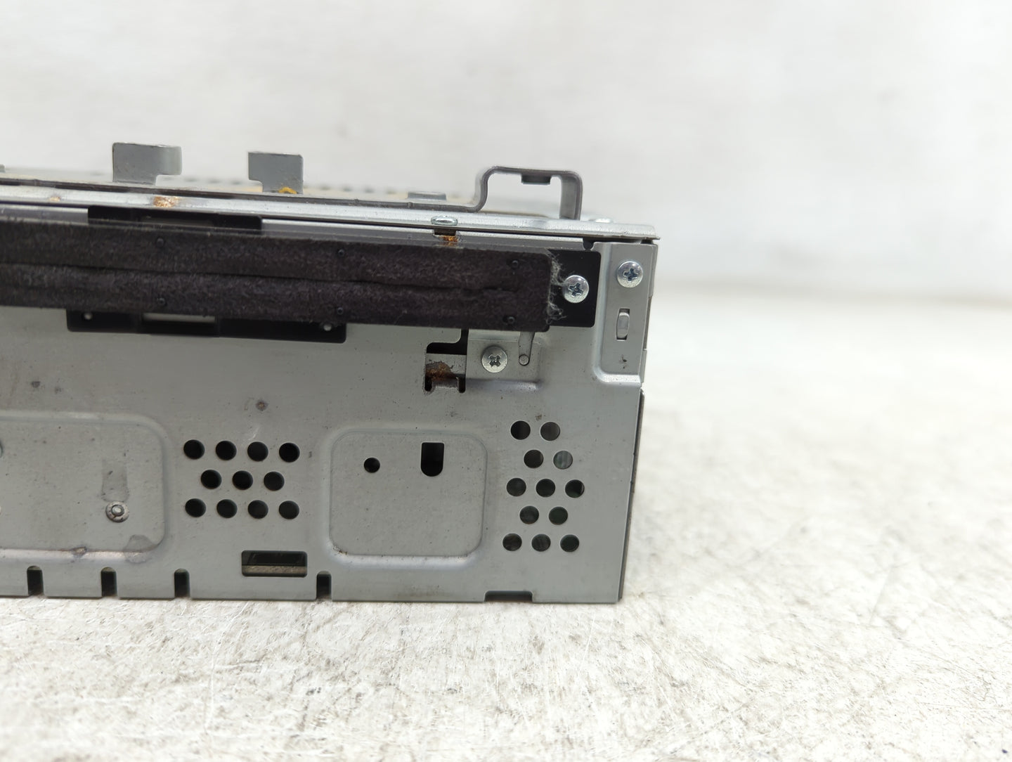2013-2015 Ford Escape Radio AM FM Cd Player Receiver Replacement Fits Fits 2013 2014 2015 OEM Used Auto Parts - Oemusedautop