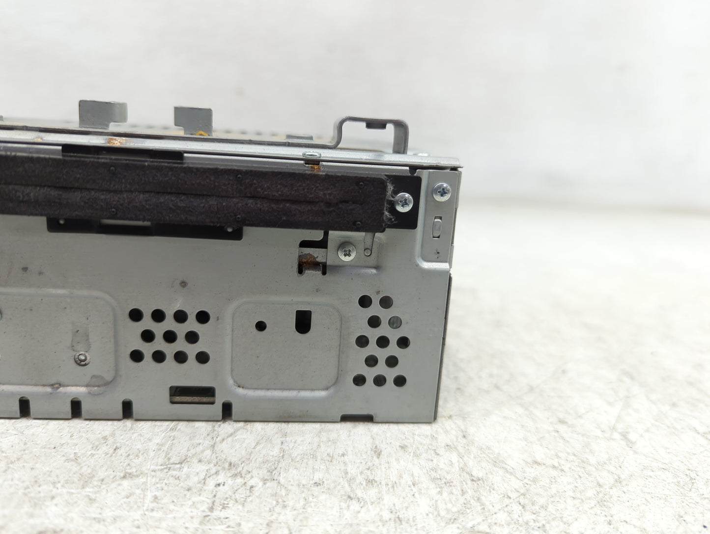 2013-2015 Ford Escape Radio AM FM Cd Player Receiver Replacement Fits Fits 2013 2014 2015 OEM Used Auto Parts - Oemusedautop