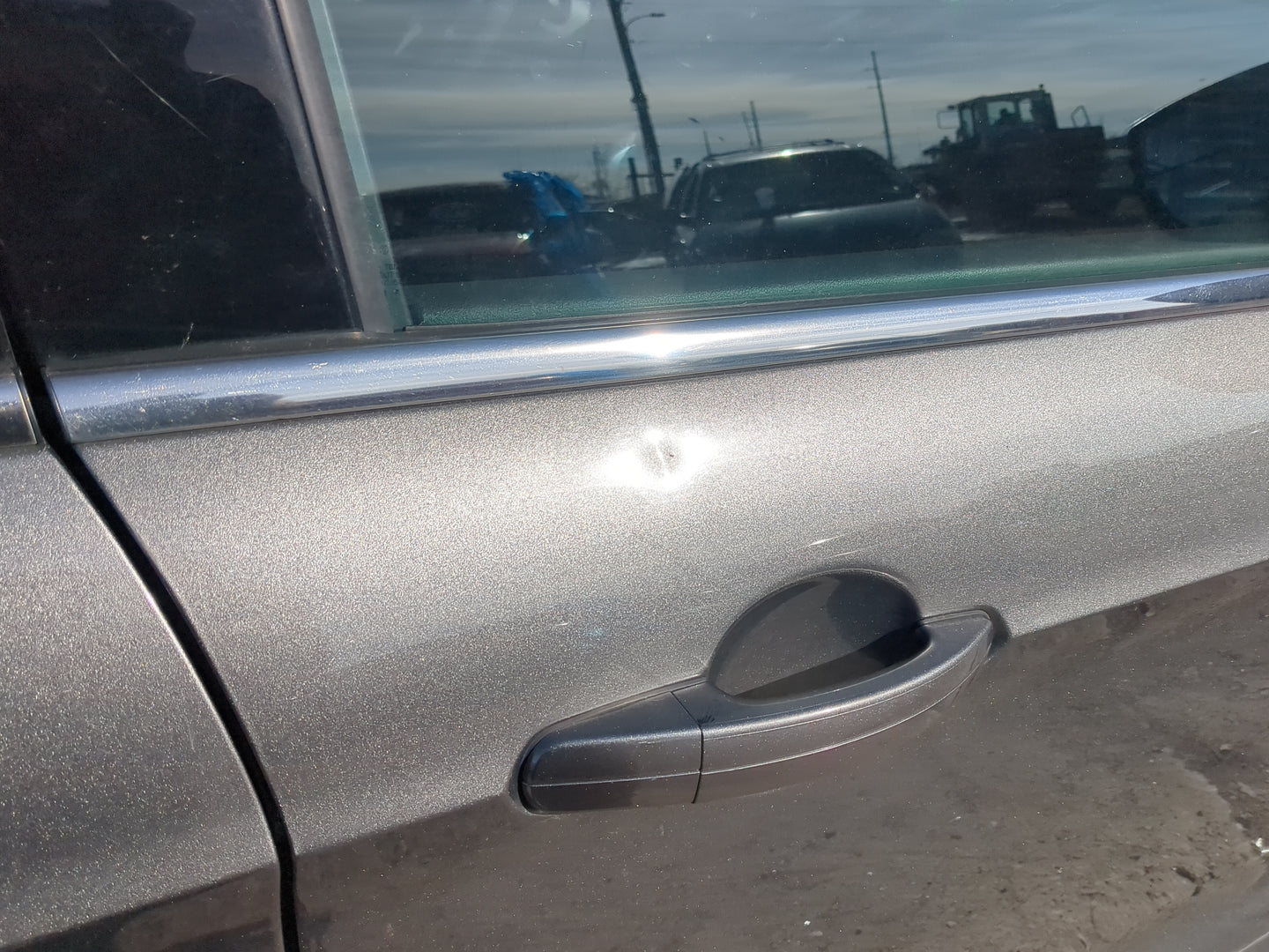 2013-2019 Ford Escape Passenger Front Door Oem 1235456 - Oemusedautoparts1.com