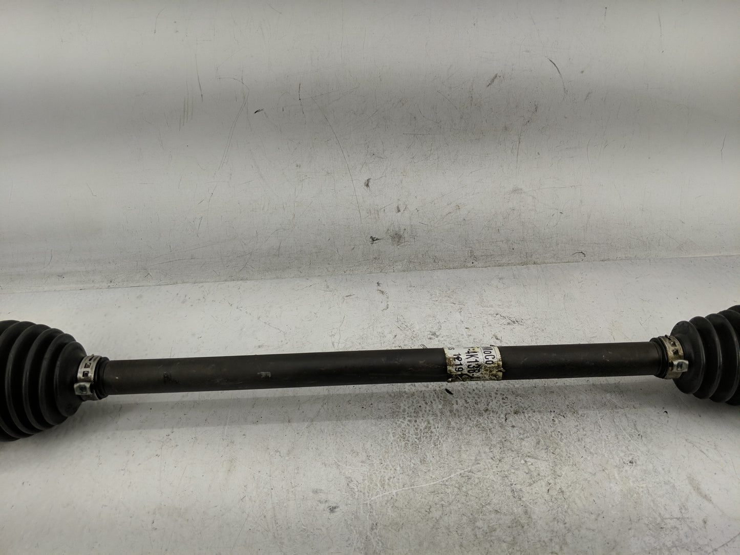 2013-2016 Ford Escape Axle Shaft Front Driver Cv C/v - Oemusedautoparts1.com
