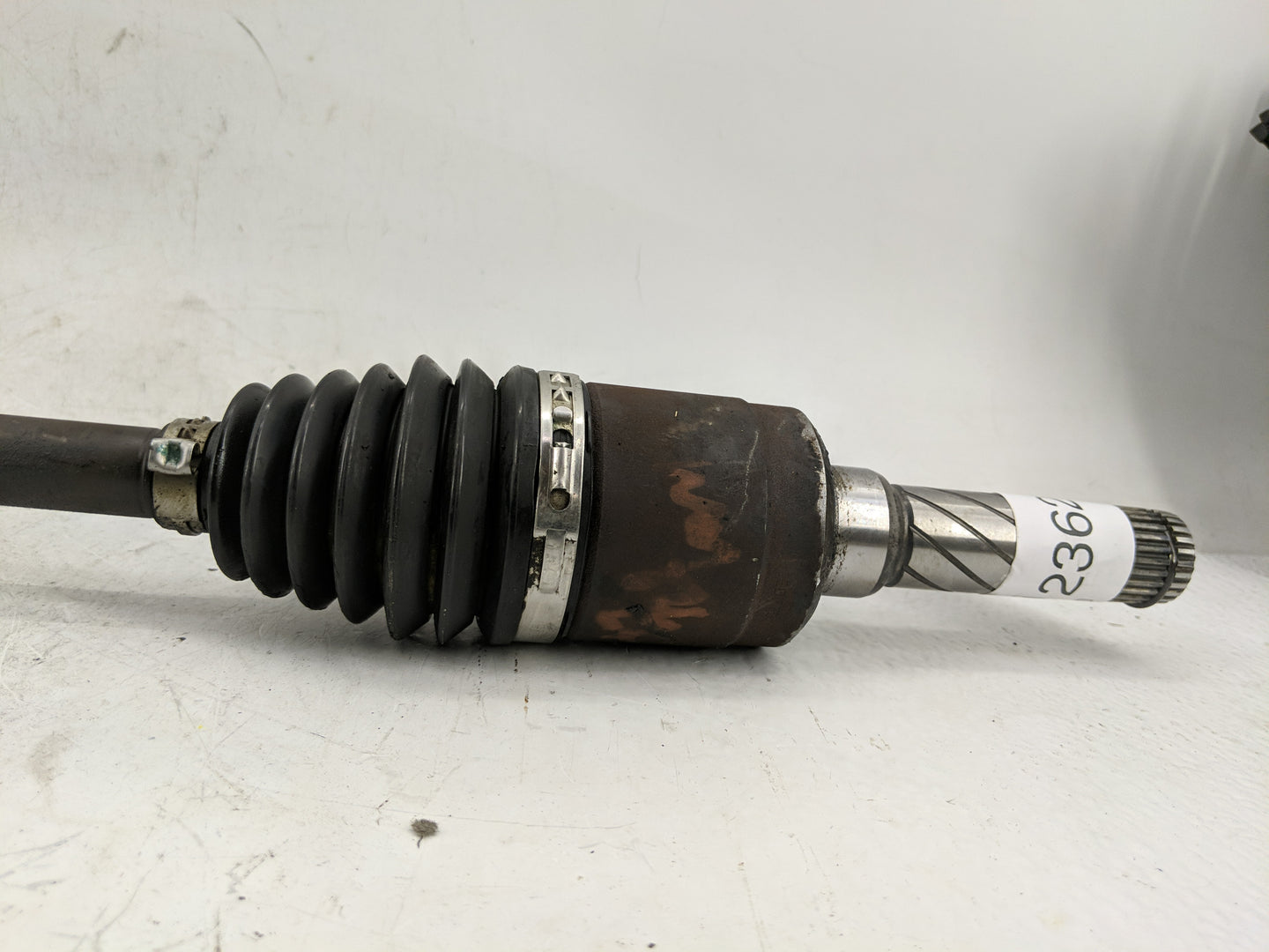 2013-2016 Ford Escape Axle Shaft Front Driver Cv C/v - Oemusedautoparts1.com