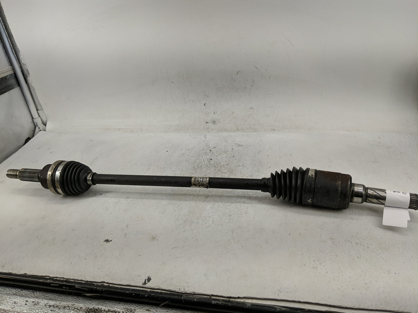 2013-2016 Ford Escape Axle Shaft Front Driver Cv C/v - Oemusedautoparts1.com