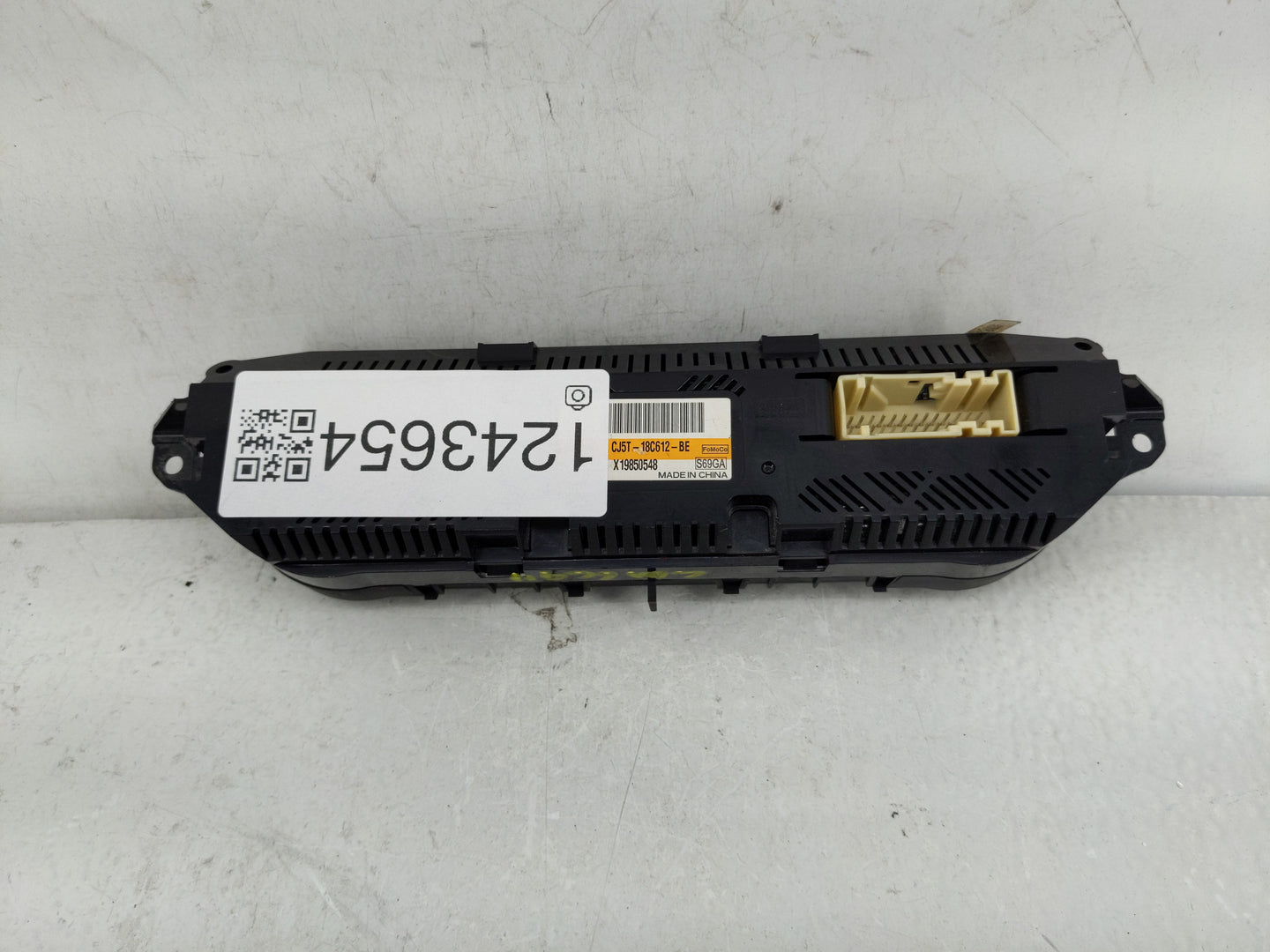 2013-2016 Ford Escape Climate Control Module Temperature AC/Heater Replacement P/N:CJ5T-18C612-BE Fits Fits 2013 2014 2015 2