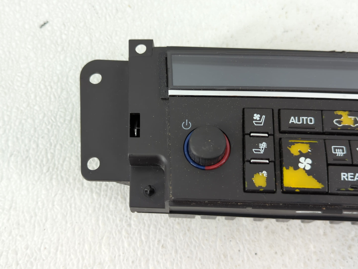 2013 Ford Escape Climate Control Module Temperature AC/Heater Replacement P/N:20921720 Fits OEM Used Auto Parts - Oemusedaut