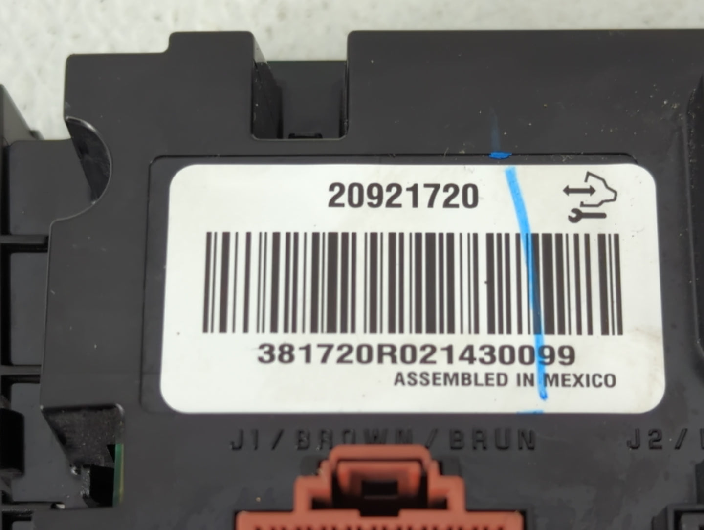 2013 Ford Escape Climate Control Module Temperature AC/Heater Replacement P/N:20921720 Fits OEM Used Auto Parts - Oemusedaut