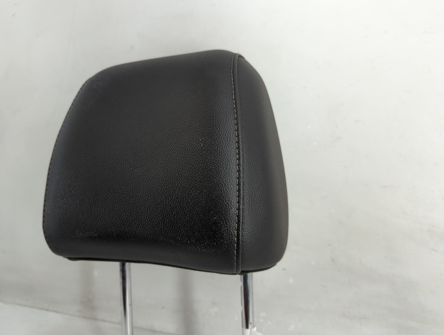 2013 Ford Escape Headrest Head Rest Rear Seat Fits OEM Used Auto Parts - Oemusedautoparts1.com
