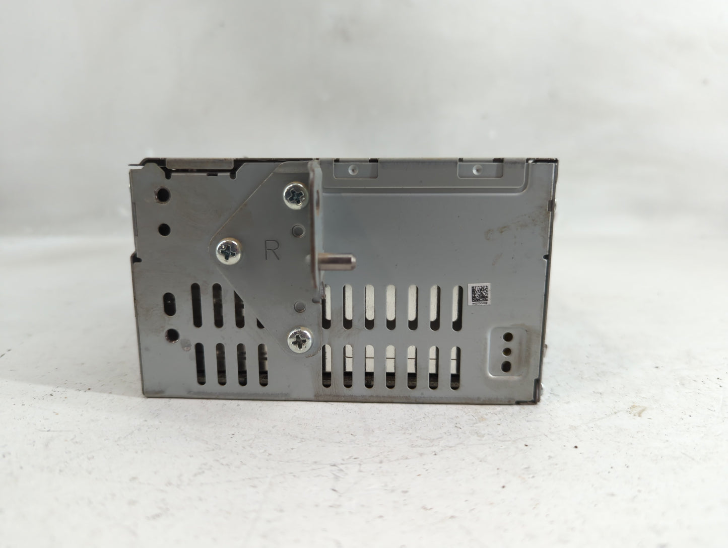2013 Ford Escape Radio AM FM Cd Player Receiver Replacement P/N:CJ5T-19C107-CE Fits OEM Used Auto Parts - Oemusedautoparts1.