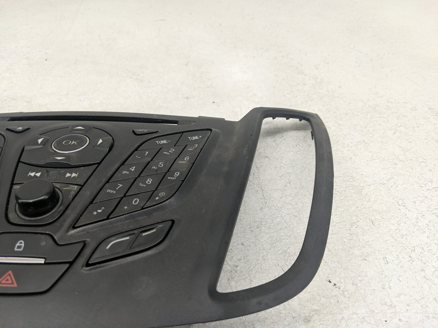 2013-2013 Ford Escape Radio Control Panel - Oemusedautoparts1.com